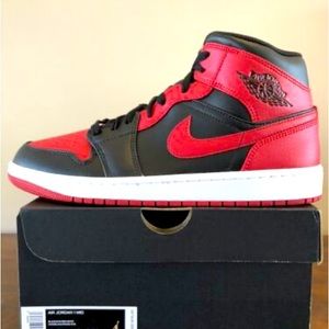 Jordan 1 "Banned" Mid